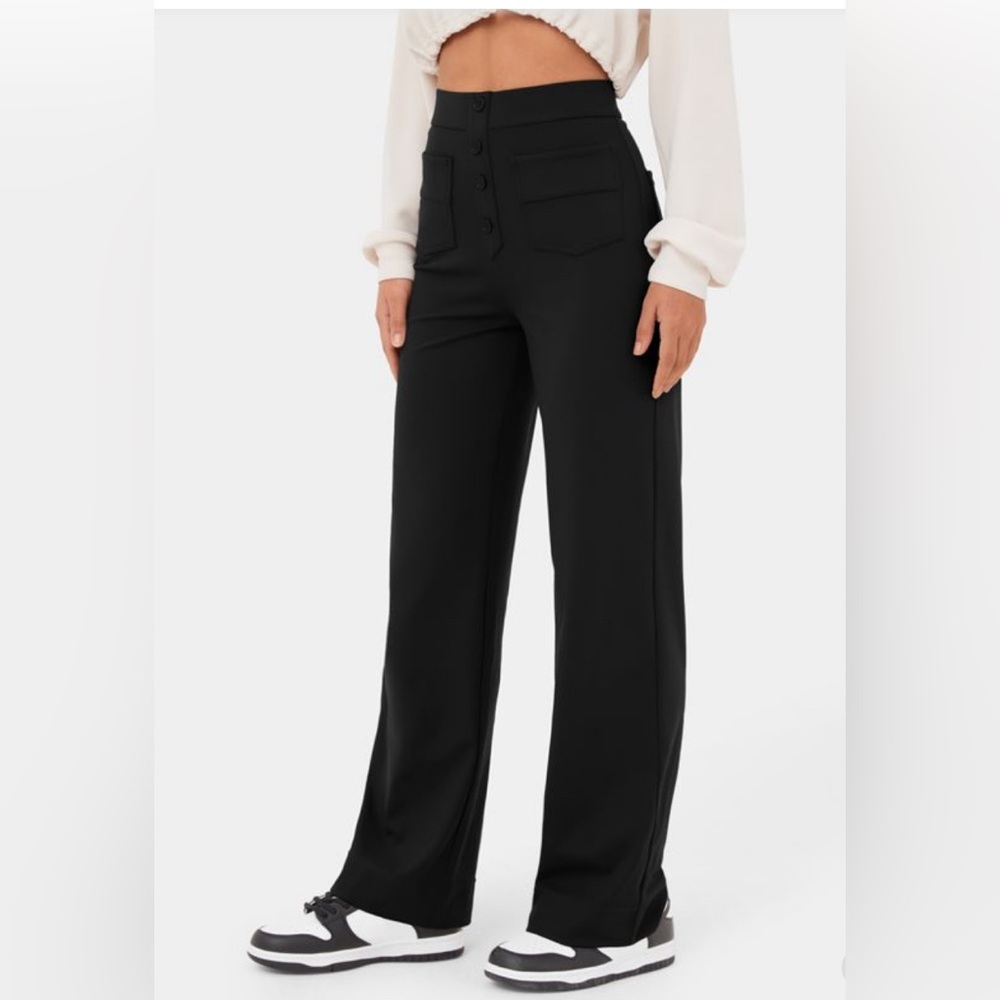 Halara black straight leg pants.